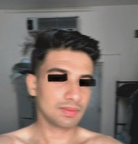 Slim Slave / Maid Boy - Acompañantes masculino in Dubai