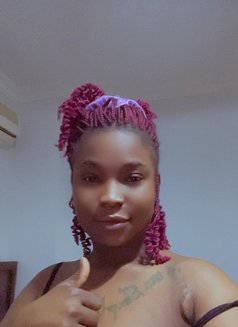 Slim thick - puta in Cairo Photo 2 of 2