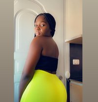 Sliver - escort in Muscat