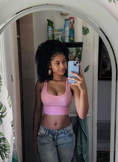 Sloppy Blowjob Queen African Girl Jenny - escort in Pune Photo 4 of 4