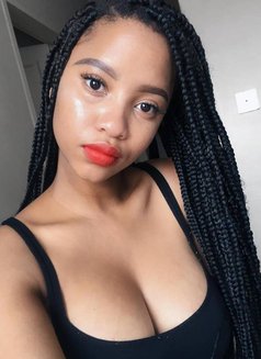 Sloppy Blowjob Queen African Girl Serena - escort in Ahmedabad Photo 5 of 6