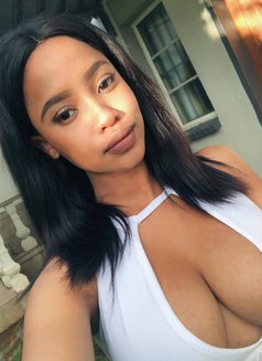 Sloppy Blowjob Queen African Girl Serena - escort in Ahmedabad Photo 6 of 6