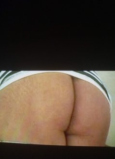Slosh - Male escort in Riyadh Photo 3 of 4