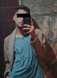 Slut/cute - Acompañantes masculino in Beirut Photo 16 of 16
