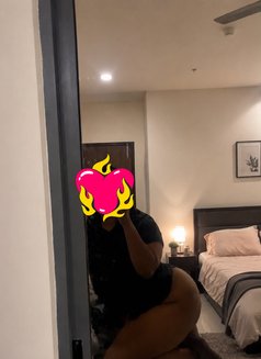 Slutrydistraction - escort in Mumbai Photo 1 of 3