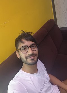 Sluttbottomhere - Male escort in Bangalore Photo 2 of 9