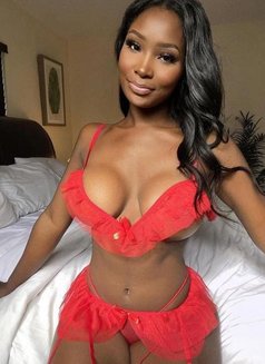 Slutty Horny African Girl With Tyla - puta in Pune Photo 1 of 3
