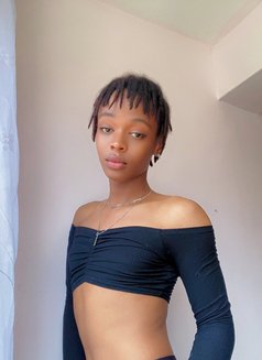 Slutty - Transsexual escort in Nairobi Photo 3 of 4