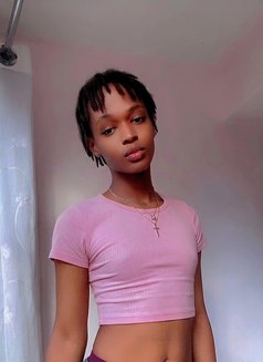 Slutty - Acompañantes transexual in Nairobi Photo 7 of 7