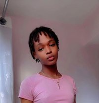 Slutty - Transsexual escort in Nairobi