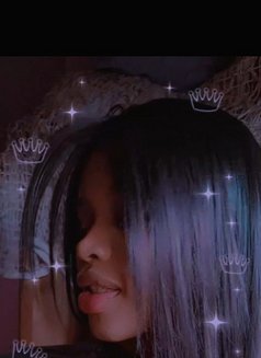 Slutty Pig - Acompañantes masculino in Nairobi Photo 5 of 7