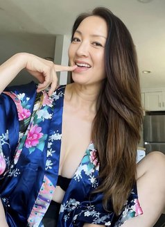 Slutty Susan - escort in Taipei Photo 9 of 10