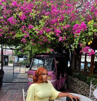 Sluttyvanny - Acompañantes transexual in Lagos, Nigeria