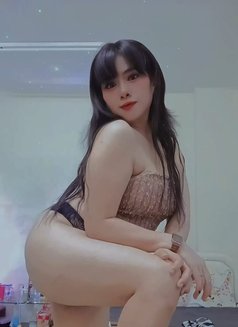 Small girl Special massage & vip servoc - escort in Muscat Photo 6 of 10