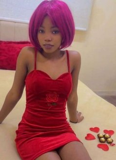 Small Girl - escort in Riyadh Photo 2 of 2