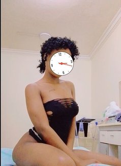 Anitah - escort in Riyadh Photo 3 of 6