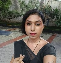Small Transgirl Oviya Mistresss - Transsexual escort in Chennai