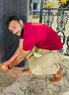 Smart Pusssy Leaker Mayank - Acompañantes masculino in Mumbai Photo 2 of 4