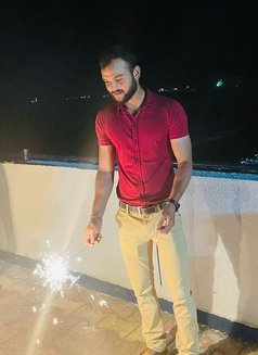 Smart Pusssy Leaker Mayank - Acompañantes masculino in Mumbai Photo 3 of 4