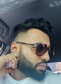 Smartpants9 - Acompañantes masculino in Pune Photo 3 of 4