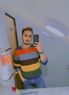 Smarty Aayaz - Intérprete masculino de adultos in Mumbai Photo 3 of 3
