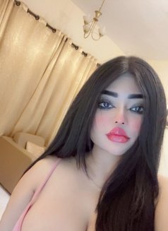 Smile - escort in Abu Dhabi Photo 8 of 8