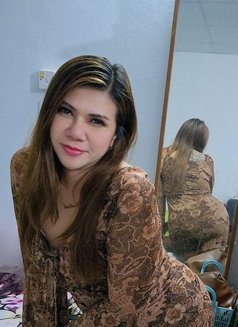 Smile - masseuse in Muscat Photo 6 of 6