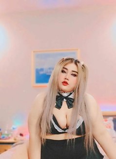 Smile - escort in Riyadh Photo 18 of 21