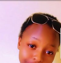 Smile - puta in Nairobi