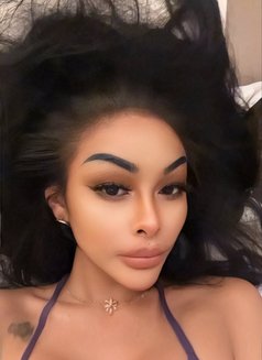Smile _SEXY _VIP_ - Transsexual escort in Bangkok Photo 28 of 30