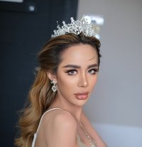 SMILE SMILE - Transsexual escort in Bangkok Photo 4 of 29
