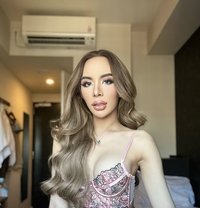 SMILE SMILE - Transsexual escort in Bangkok