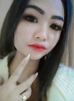 Smile - escort in Al Juffair Photo 10 of 12