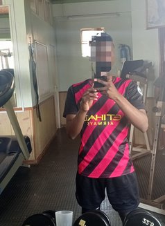 Smith - Male companion in Nairobi Photo 3 of 3