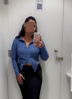 Smitha Arjun - puta in Bangalore Photo 5 of 10