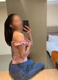 Smitha Independent 'Air Hostess - escort in Bangalore Photo 2 of 5