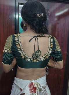 Smitha - Transsexual escort in Hyderabad Photo 2 of 3