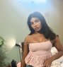 smokes and drinksin Kondapur gachibowli - Transsexual escort in Hyderabad Photo 3 of 7