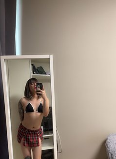 Smooth fucker - Transsexual escort in Pyeongtaek Photo 2 of 13