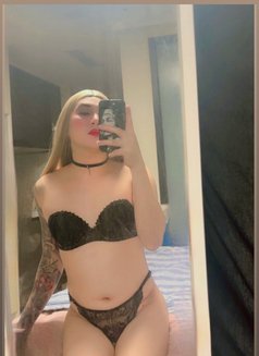 Smooth fucker - Transsexual escort in Pyeongtaek Photo 11 of 11