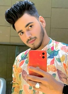 Smooth Manwhore Rahul - Male escort in Kolkata Photo 6 of 20