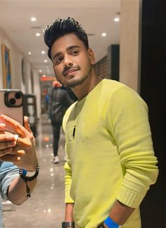 Smooth Manwhore Rahul - Male escort in Kolkata Photo 9 of 20