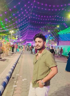 Smooth Manwhore Rahul - Male escort in Kolkata Photo 19 of 20