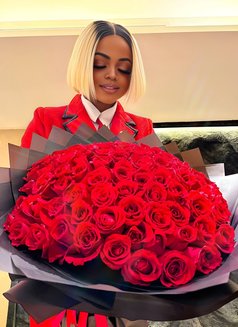 Smoothie Squirt Queen. - escort in Dubai Photo 14 of 14
