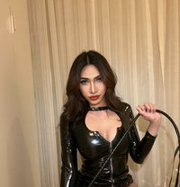 Smoothies - Transsexual escort in Riyadh Photo 22 of 22