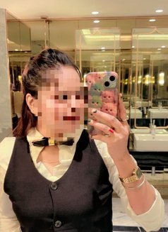 Smrit call girl - escort in Kolkata Photo 5 of 6
