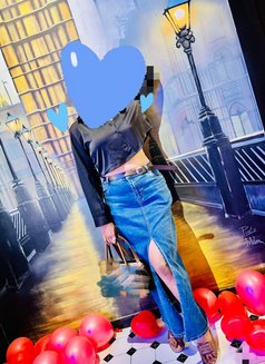 Smrit call girl reel meet - puta in Kolkata Photo 2 of 2