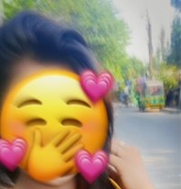 Smriti Doing Cam - escort in Mumbai Photo 2 of 2