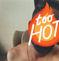 Snackerr - Male escort in Hyderabad