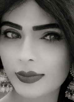 Snahaserty - Transsexual escort in Hyderabad Photo 2 of 4